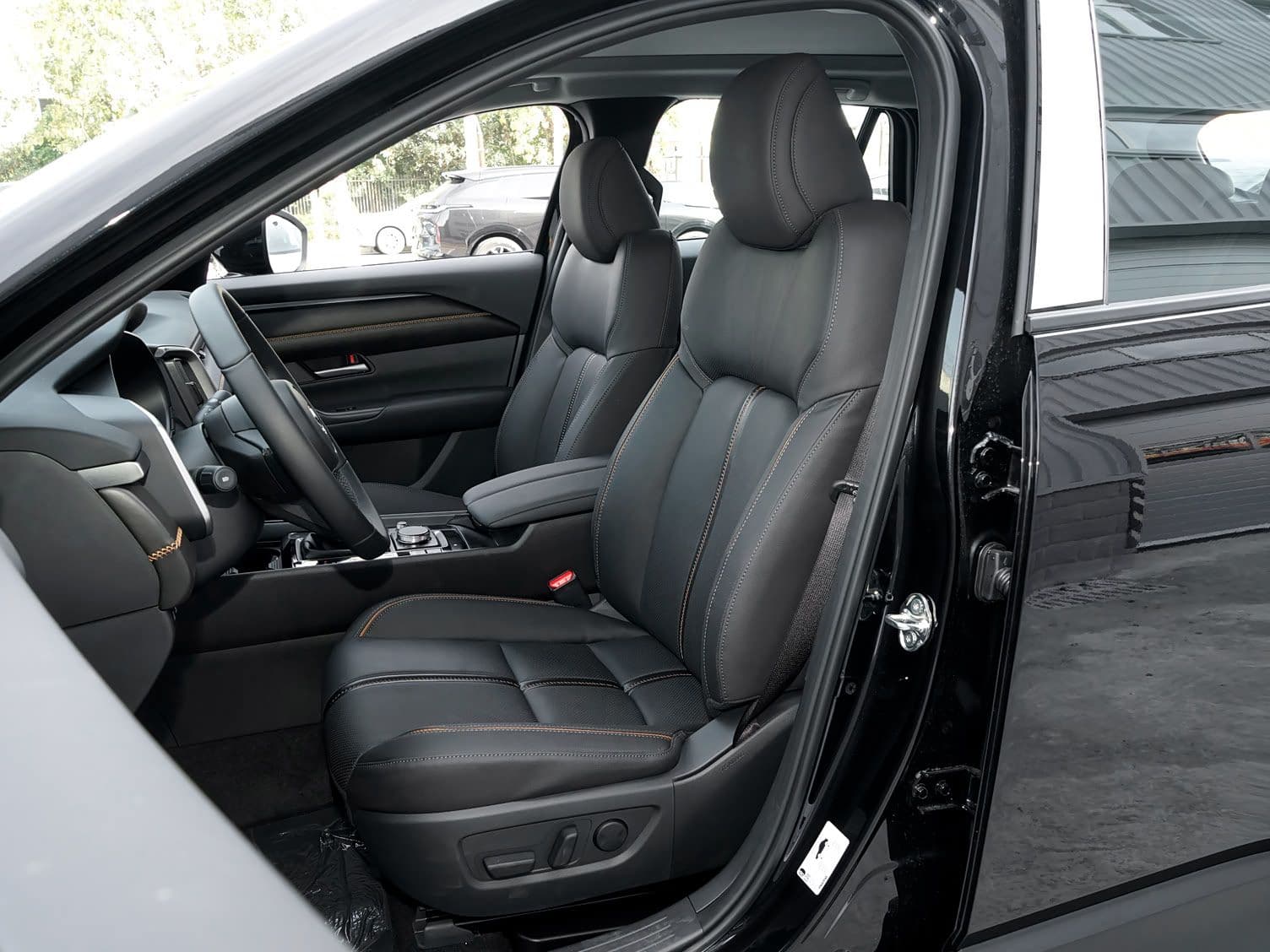 2026 Mazda CX-50 — front seats